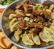 Pork Dumplings with Crispy Bottom