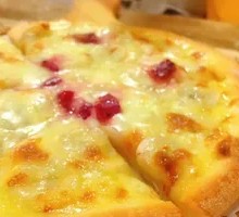 Fruit Medley Pizza