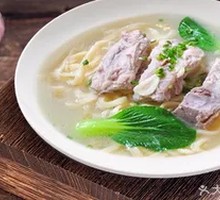 Clear Simmered Pork Rib Noodle Soup