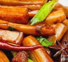 Stir-Fried Lotus Root Strips
