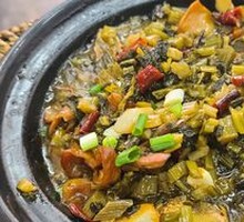 Pickled Cabbage with Pig Intestines