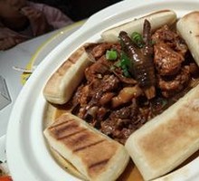 Stuffed Flatbread with Young Chicken