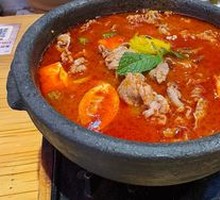 Guizhou Sour Beef Hot Pot