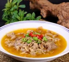 Spicy Beef with Sour Sauce