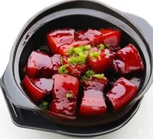Braised Pork Belly in Clay Pot