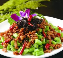 Olives and Green Beans Stir-fry