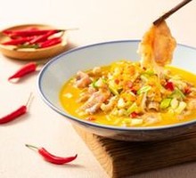 Tomato Potatoes Noodles with Beef Short Ribs Soup