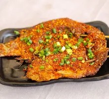 Scallion Roasted Bighead Carp
