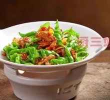 Spicy Stir-Fried Pork with Chili