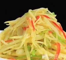 Sliced Potatoes with Green Pepper