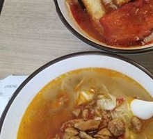 Signature Chicken Rice Noodles