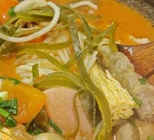 Tomato Beef Noodle Soup