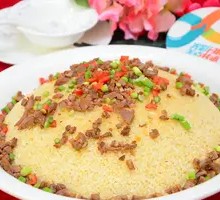 Fried Rice Noodles with Beef Brisket