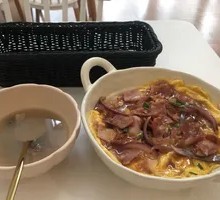 Garlic Beef Sliding Egg Rice