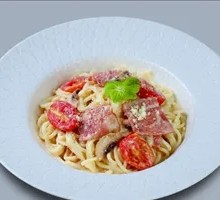 Creamy Mushroom Bacon Pasta