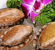 Five-Head Abalone Stewed on Rocks