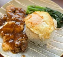 Black Pepper Chicken Steak with Runny Yolk Rice