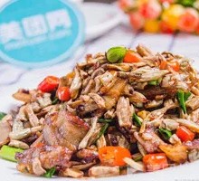 Stir-Fried String Beans, Chili and Pork