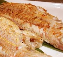 Pan-fried Red Three Fish Rice