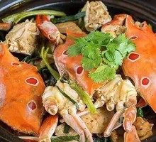 Qingyuan Chicken and Crab Hot Pot