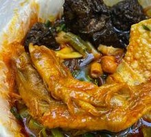 Braised Duck Feet with Crispy Skin