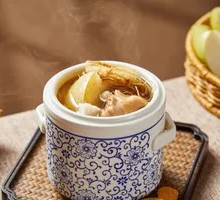 Sichuan贝 and Pear Stewed Pork Ribs