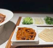 Beijing-style Shredded Pork in Soy Sauce