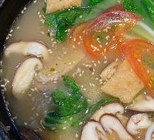 原汤土鸡米线