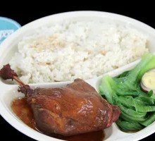 鸡蛋鸭腿炒饭