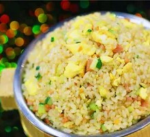 牛腩蛋炒饭