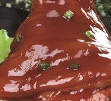 大碗脱骨肘子