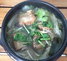 砂锅猪排骨