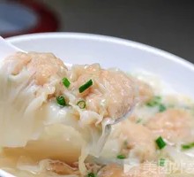 高汤大馅云吞