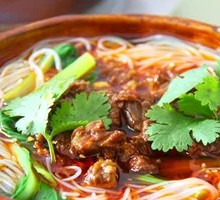 排骨米线砂锅