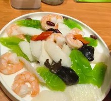 虾仁炒时蔬