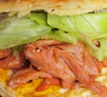 烧饼里脊鸡蛋