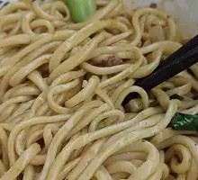干拌臊子棍棍面