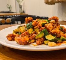 Stir-Fried Chicken with Sauce