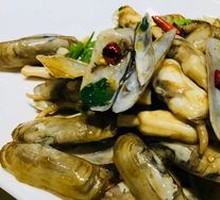 Spicy Stir-Fried Clams