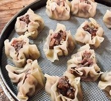 牛肉茶树菇烧麦