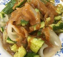 黄瓜大拉皮