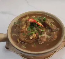 Braised Chicken in Clay Pot