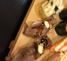 三文鱼皮寿司