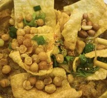 Pea Snail Noodles