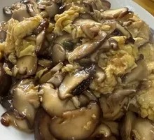 Mushroom and Egg Stir-fry