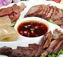 驴杂拼盘