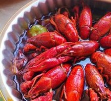 Spicy Crawfish with Thirteen Spices