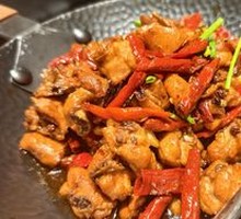 菜籽油爆炒鲜土鸡