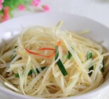 Stir-Fried Potato Strips