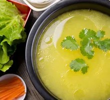 Golden Soup Rice Noodles